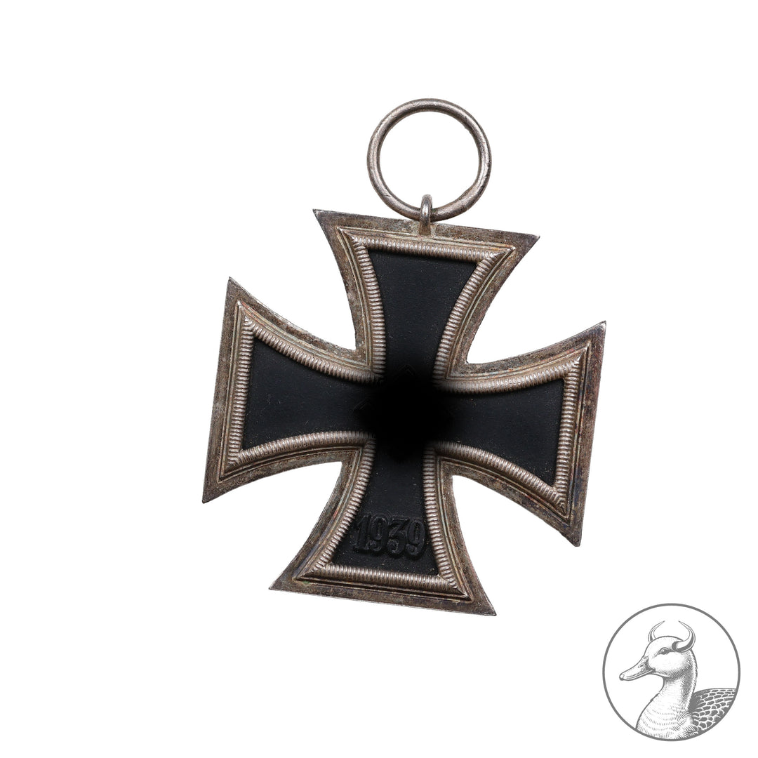 Orden Eisernes Kreuz 2. Klasse EK II 2. Weltkrieg&nbsp;

Authentisches Sammlerstück aus dem Zeitraum des Zweiten Weltkrieges. Eisernes Kreuz zweiter Klasse ohne Hersteller im guten Zustand.

Produktdetails: