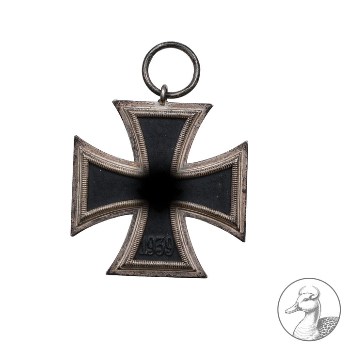 Orden Eisernes Kreuz 2. Klasse EK II 2. Weltkrieg 1939&nbsp;

Authentisches Sammlerstück aus dem Zeitraum des Zweiten Weltkrieges. Eisernes Kreuz zweiter Klasse vom Hersteller Wilhelm Deumer aus Lüdenscheid