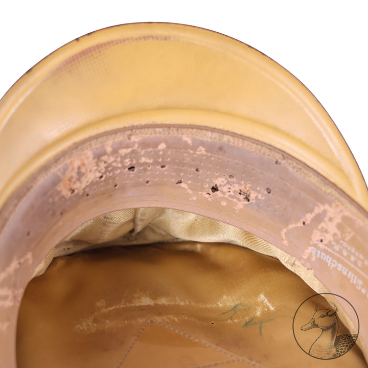 Originale Offiziers-Schirmmütze der Wehrmacht (Heer) Transporttruppe – Hersteller Erel, Berlin

Authentisches und seltenes Sammlerstück aus dem Zeitraum des Dritten Reiches, gefertigt vom renommierten Hersteller Erel (Robert Lubstein, Berlin). Offizier Transporttruppe