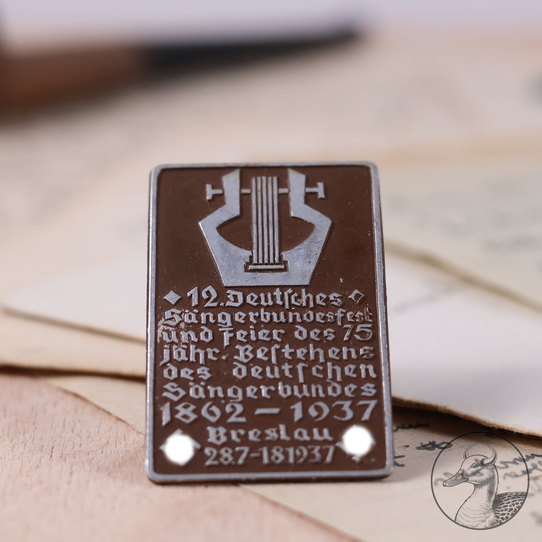 Originales Kleinabzeichen 12. Deutsches Sängerbundesfest und Feier des 75.jähr. Bestehens des deutschen Sängerbundes 1862-1937 Breslau 28.7.-1.8.1937