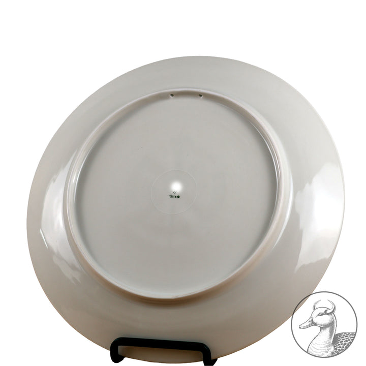 Originaler  Teller der SS-Porzellanmanufaktur Allach Julfest 1942 mit der Aufschrift: Nur aus Opfern steigt groß das Reich. Dazu der extrem seltene originale Verleihungskarton von Allach.
