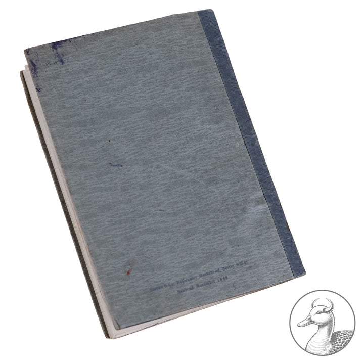 Originaler Wehrpass eines Angehörigen des IR 176 in der Heeresgruppe Nord Russland

Authentisches und seltenes Zeitdokument aus dem Zeitraum des Dritten Reiches. Sauber geführter Wehrpass mit vielen interessanten Eintragungen.Der Soldat war hauptsächlich an der Ostfront Heeresgruppe Nord eingesetzt.