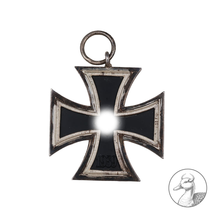 Orden Eisernes Kreuz 2. Klasse EK II 2. Weltkrieg 1939&nbsp;

Authentisches Sammlerstück aus dem Zeitraum des Zweiten Weltkrieges. Eisernes Kreuz zweiter Klasse im guten sammelwürdigem Zustand.