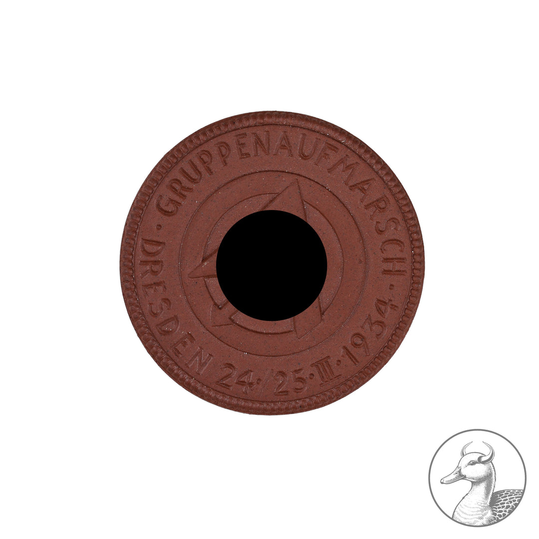 Meißen Plakette Gruppenaufmarsch SA Dresden 1934

SA Dresden Plakette der Porzellan-Manufaktur Meißen im guten Zustand. Durchmesser der Plakette ca. 50 mm.