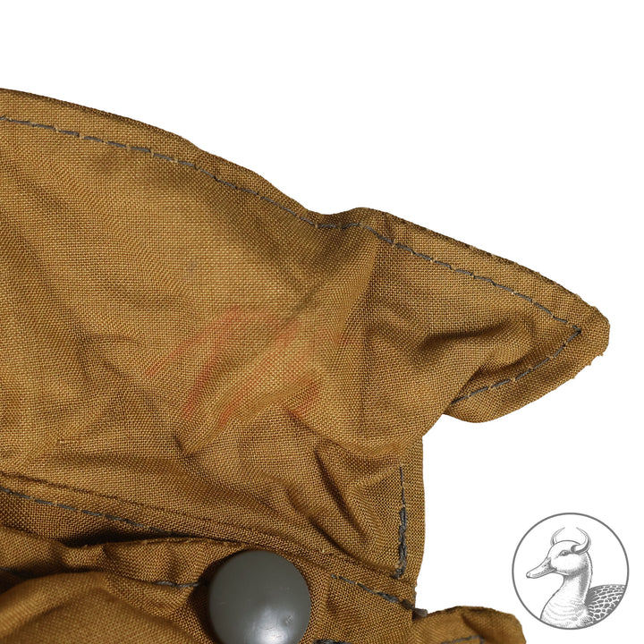 Originaler gummierter Regenumhang der Hitlerjugend

Fertigung aus braunem gummiertem Stoff.
Alle Knöpfe vorhanden.

Produktdetails&nbsp;

Typ: Regenmantel HJ
Hersteller: nicht bekannt
Material: Gummierter Stoff
Zustand: 1-2