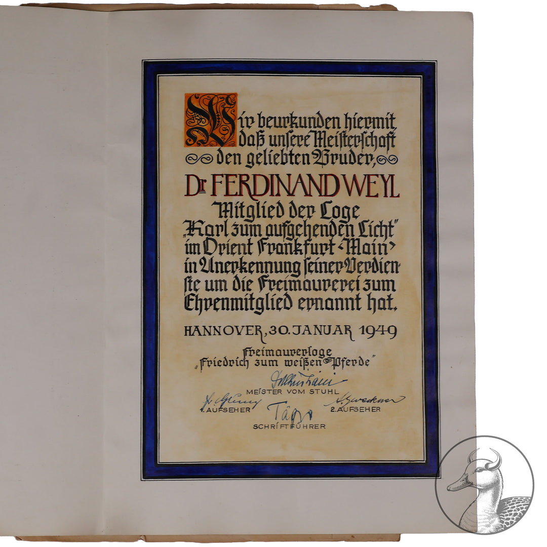 Urkunde Freimaurer Loge Carl zum aufgehenden Licht im Orient aus Frankfurt

Schmuckurkunde der Loge für ein Ehrenmitglied von 1949
