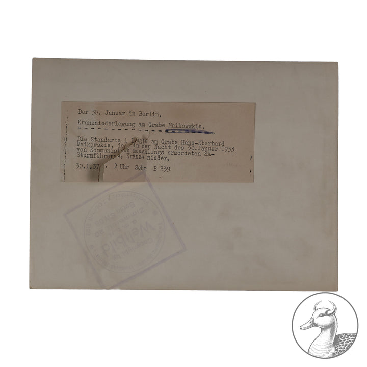Presseillustrationen von SA-Mann Hans E. Maikowski&nbsp;

Führer des SA-Sturms 33 in Berlin Charlottenburg. Ermordet 30. Januar 1933.

Presse Foto GmbH Berlin: Ehrenstätte für Maikowski 1937

Presse Weltbild GmbH Berlin: Kranzniederlegung am Grabe Maikowskis 1937

Presseillustrationen Hoffmann Berlin: Gedenkfeier für Hans Maikowski 30. Januar 1937