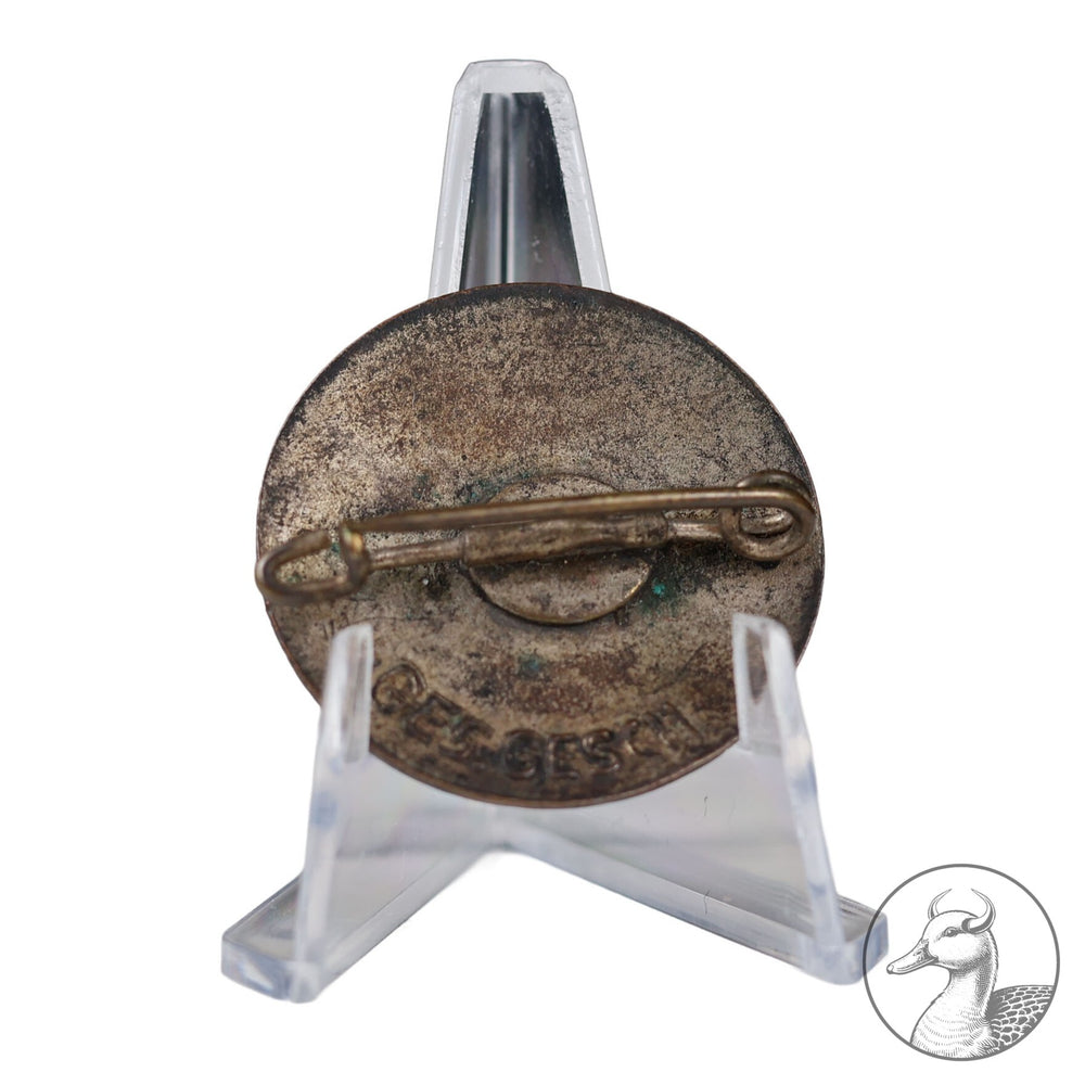 Parteiabzeichen der NSDAP

Frühes Parteiabzeichen, altersbedingte Patina.ges.gesch.