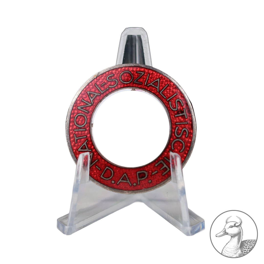 Parteiabzeichen der NSDAP RZM M 1/34 Karl Wurster Markneukirchen

&nbsp;Parteiabzeichen als Knopfloch Variante, versilbert und emailliert