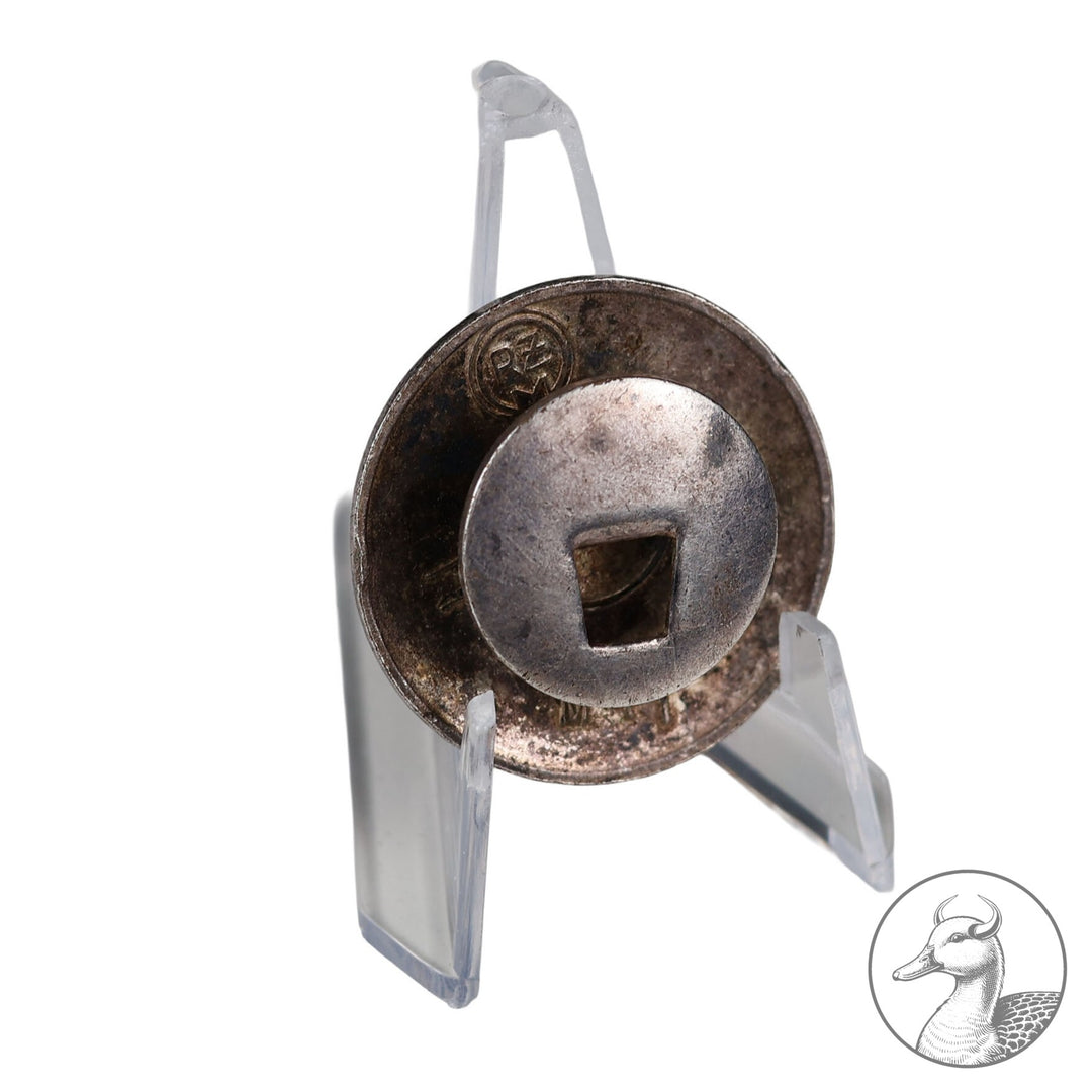 Parteiabzeichen der NSDAP RZM M 1/34 Karl Wurster Markneukirchen

&nbsp;Parteiabzeichen als Knopfloch Variante, versilbert und emailliert