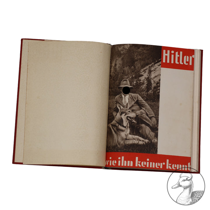 100 Bild-Dokumente "Hitler wie ihn keiner kennt" herausgegeben von Heinrich Hoffmann Privat eingebunden

mit einem Geleitwort von Baldur von Schirach (Reichs- und Jugendführer der NSDAP) herausgegeben von Heinrich Hoffmann (Fotoberichterstatter der Reichsleitung der NSDAP) im "Zeitgeschichte" Verlag Berlin umfasst das Buch 100 Bilddokumente aus dem Leben des Führers. 96 Seiten. Seltene Einbindung