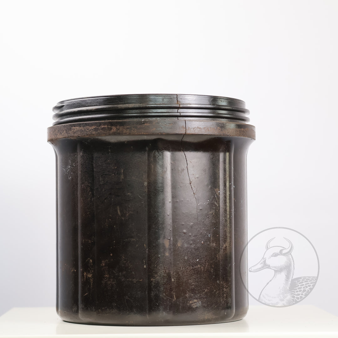 Zum Verkauf Originale Schraubdeckeldose aus Bakelit der Wehrmacht 1944 für die Kartuschen-Vorlage zur 15cm Feldhaubitze 13 leichter Riss oben bis zum Dosenboden 2/3 senkrecht verlaufend