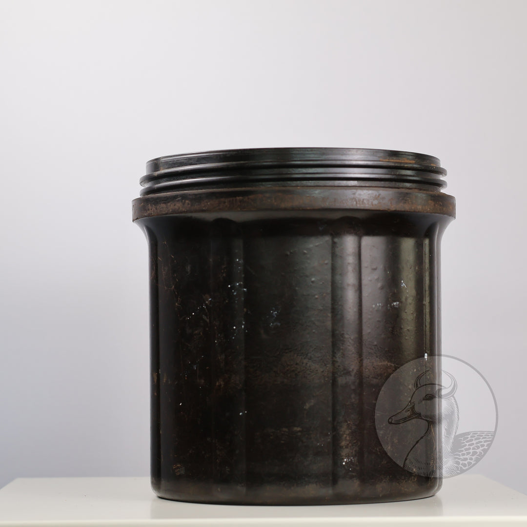 Zum Verkauf Originale Schraubdeckeldose aus Bakelit der Wehrmacht 1944 für die Kartuschen-Vorlage zur 15cm Feldhaubitze 13 leichter Riss oben bis zum Dosenboden 2/3 senkrecht verlaufend