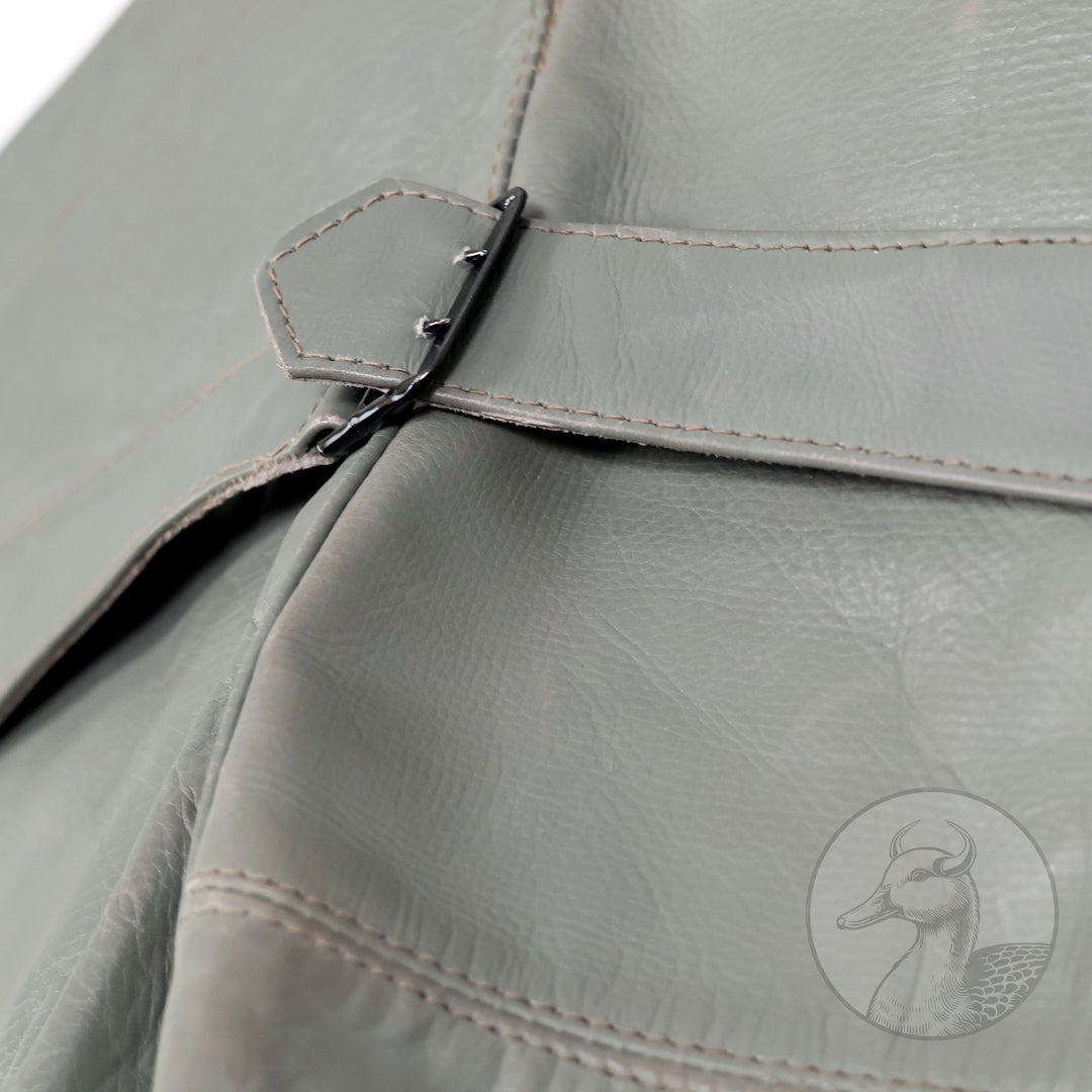 Originales Set Wachmantel Lederkombination der deutschen Kriegsmarine zweiter Weltkrieg (Mantel/Hose + Mütze)