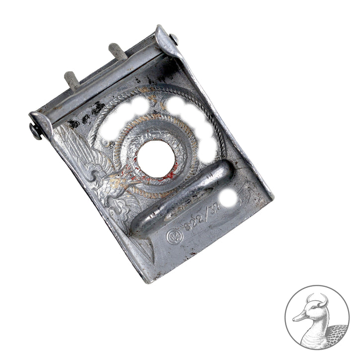 Typ: Koppelschloss der Waffen-SS Aluminium
Hersteller: RZM 822/37 Richard Sieper und Söhne Lüdenscheid
Zustand: Hoheitsabzeichen abgeschliffen;, sammelwürdig