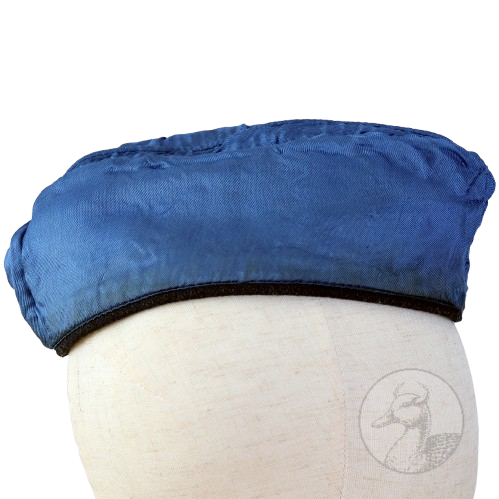 Originaler Nachlass U-Boot Mann U179 + Schiffchen, 3 Fotografien, Mützenband und Holzrelief Laboe Ehrenmal