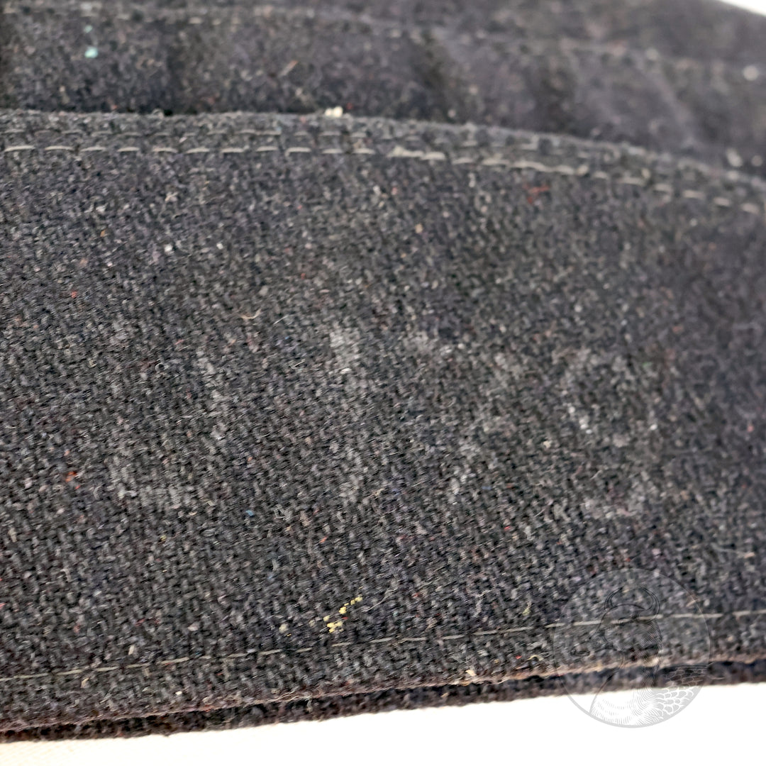 Originaler Nachlass U-Boot Mann U179 + Schiffchen, 3 Fotografien, Mützenband und Holzrelief Laboe Ehrenmal